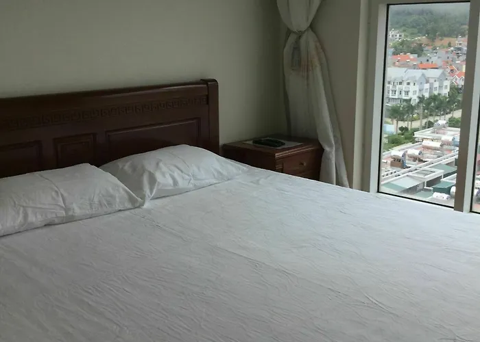 Linda Boutique 3* Hạ Long
